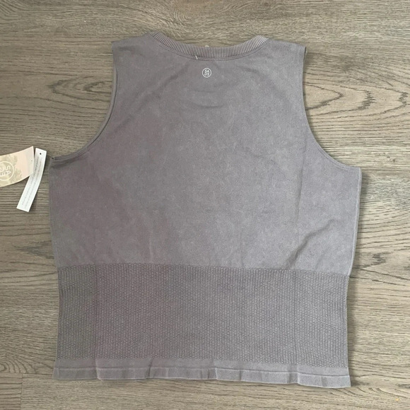 Sage Collective Mesh Boxy Seamless Tank - Size L - Shark - NWT - Picture 3 of 9